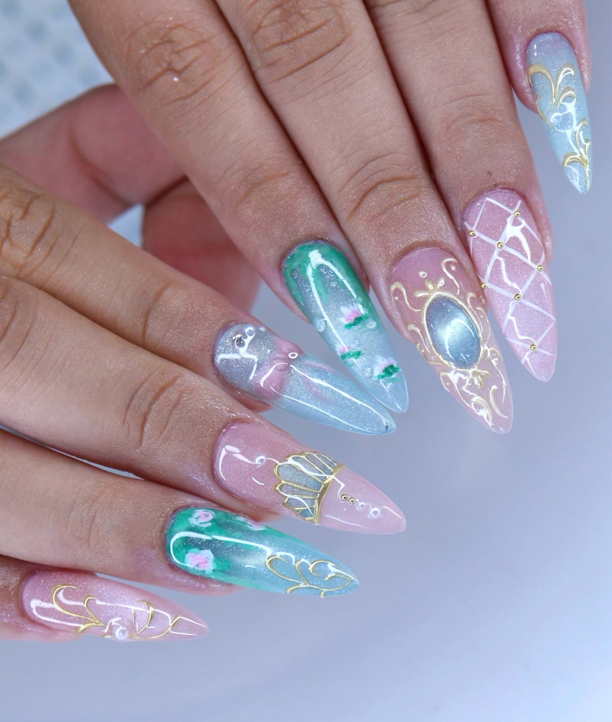 Example nail set — Tier 4 – Intricate, photo 1 of 3